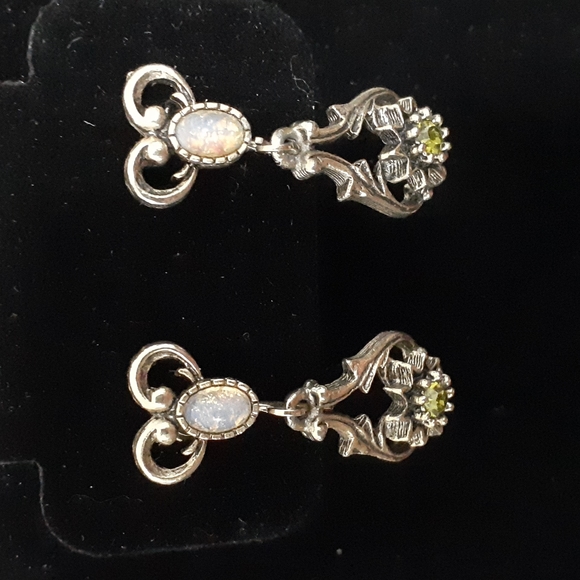 Vintage Sarah Coventry Clip On Dangle Earrings - Picture 3 of 7